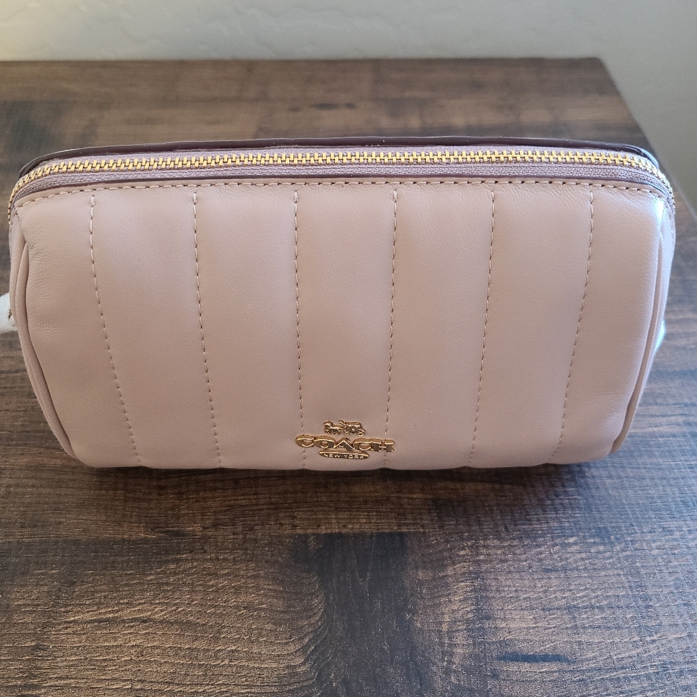 Cosmetic Case 17 With Puffy Linear Quilting